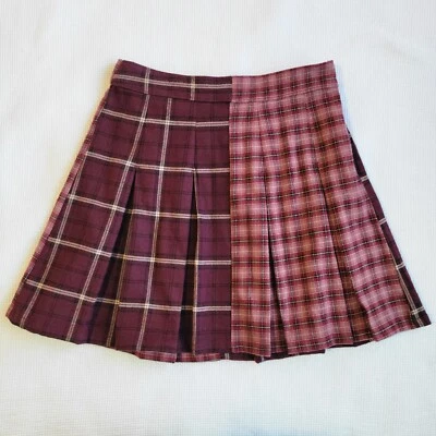 HOLLISTER Ultra High Rise Plaid Pleated Mini Skirt Size S Maroon NWT Preppy - Image 1 of 4