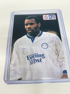 Leeds Utd Rod Wallace Vintage Football Card In Double Protective Sleeve