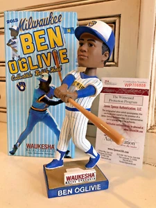 * Signiertes Auto * Ben Oglivie 2013 Brauer NADELSTREIFEN TRIKOT VARIANTE Bobblehead SGA - Bild 1 von 3