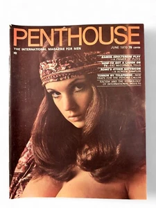 1970 Jun Penthouse Magazin - Spiele Ehebrecher spielen - Satyricon - Pat McCormick - Bild 1 von 1