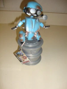 TRANSFORMERS HASBRO DANCING AUTOBOT SQWEEKS - Picture 1 of 3