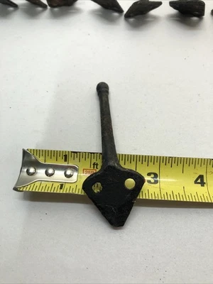 Gancho victoriano para abrigo de hierro fundido varios disponibles Foto 1 de 4