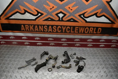 LOTE DE SOPORTES EH10 SOPORTES 07 BICICLETA SUZUKI GS500 GS 500 ENVÍO GRATUITO A EE. UU. Foto 1 de 4