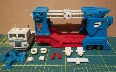 Transformers G1 Ultramagnus Leader Autobot 80 Takara Hasbro UPDATE! - Immagine 1 di 4