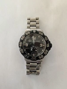TAG HEUER WAH1010 FORMULA 1 200M BLACK DIAL SS MENS WATCH FOR PARTS OR REPAIRS - Picture 1 of 4