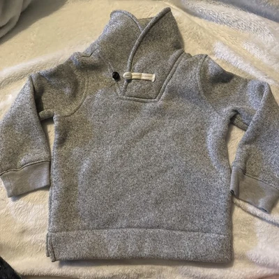 Osh Kosh Size 4 Boys Pull Over Fleece Lightly Used Great Condition - Image 1 of 4