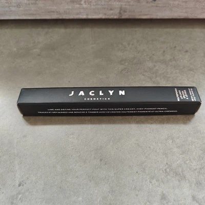 JACLYN Cosmetics - Poutspoken Lip Liner - "I'M IN IT" - Full Size - New In Box - Image 1 of 3