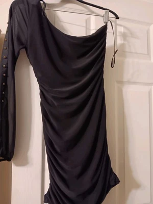 Mini vestido negro Body Central de un hombro para mujer talla mediana Foto 1 de 4
