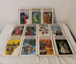 Lot of 11 Vintage Dana Girls Mystery Stories Carolyn Keene 1970's HC Books - Picture 1 of 10