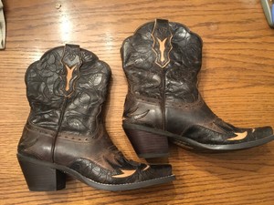 ariat stax studded wedge bootie