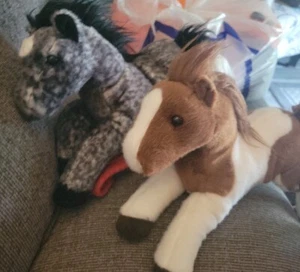 Menge 3 Aurora Pferd Plüschtier Clydesdale und Farbe - Bild 1 von 4