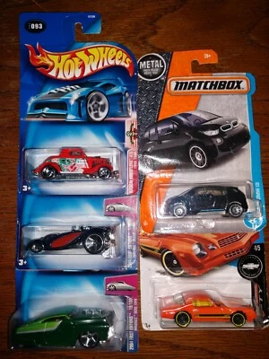 Lote de cinco Hot Wheels: '81 Cameron, Hardnoze Merc'49 y Brandy Lusion, '34 Ford Foto 1 de 4