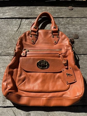 Emma Fox. Large. Classic leather foldover tote.  Coral / Orange Leather - Image 1 of 4