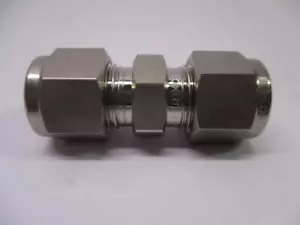 Ham-Let 762L-SS-3/8 Tube Union 3/8" OD 316 Stainless Steel - Picture 1 of 5