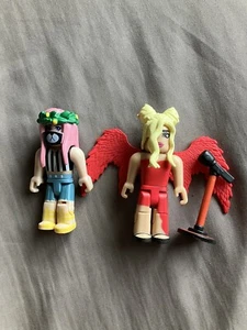 2 Roblox Mädchen Jazwares Figuren - Bild 1 von 3