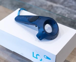 HTC VIVE Pro VR Wireless Controller, Like New - Afbeelding 1 van 5