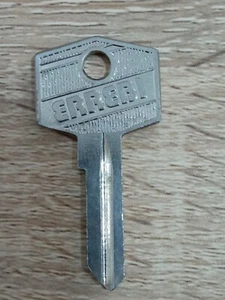 Vintage Errebi UN1 Key Blank - Old Car for Cavalier, Chevette, Carlton - Picture 1 of 2