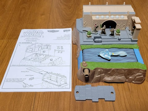 Star Wars Micro Machines Episode 1 Theed Rapids Playset (Complete) Cover