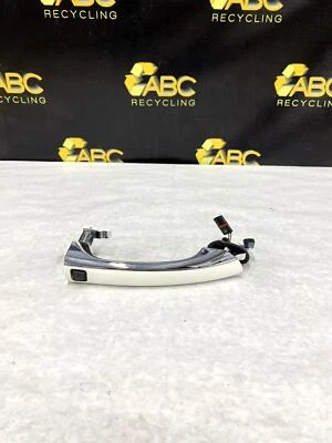 Manija de puerta exterior delantera pasajero derecho Mercedes-Benz CLS500 2006-2011 FABRICANTE DE EQUIPOS ORIGINALES Foto 1 de 4