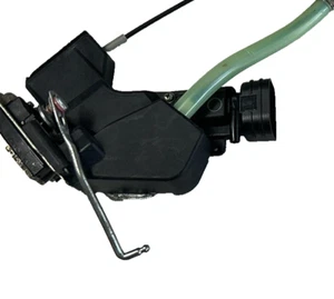 TOYOTA LANDCRUISER LOCK MECHANISM 100 SERIES, RIGHT REAR DOOR LOCK, CENTRAL LOCK - Picture 1 of 12