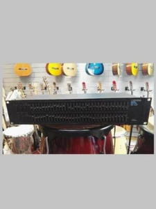 Equalizzatore grafico stereo 31 bande Boss GE-231 ( Usato ) - Picture 1 of 5