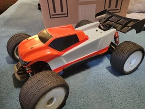 Wltoys 124010 Custom Truggy Brushless - Picture 1 of 7