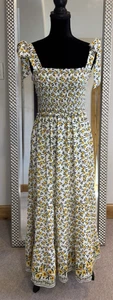 Max Studio NWT Smocked Long Maxi Dress in Tofu Size Medium Retail $178 - Picture 1 of 9