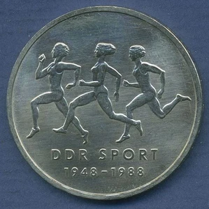 DDR 10 Mark 1988 40 Jahre Turn- und Sportbund, J 1623 vz/st (m2871) - Bild 1 von 2