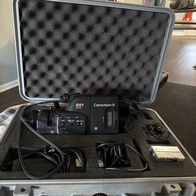 Vintage CANON Canovision 8 E61 Video Cam Recorder - CASE - TAPES- chargers etc  - Image 1 of 4