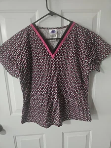 Woman's Scrubs Landau Black With White Paw Prints And Pink Hears Size 7/9 - Picture 1 of 5
