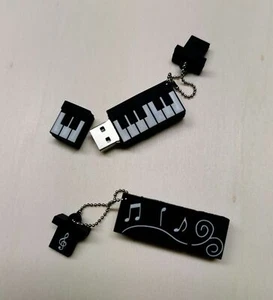 Keyboard  Schlüsselanhänger Musik Geschenk Musiker Instrument USB Stick Klavier - Bild 1 von 4