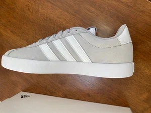 Adidas VL Court 3.0 Grey Silver Metallic Size 9 NIB - Picture 1 of 9