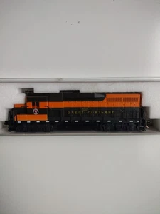ATLAS N Scale Great Northern Locomotive EMD GP30 #4731 RD# 3012 - Picture 1 of 9