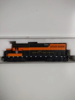 ATLAS N Scale Great Northern Locomotive EMD GP30 #4731 RD# 3012 - Image 1 of 4