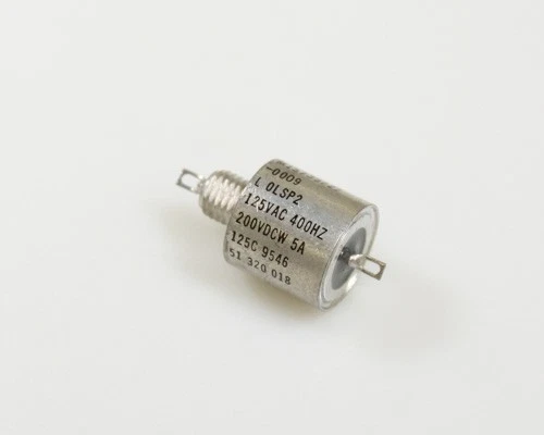 Filtro de paso EMI roscado herméticamente sellado espectro M15733/27-0009 Foto 1 de 1