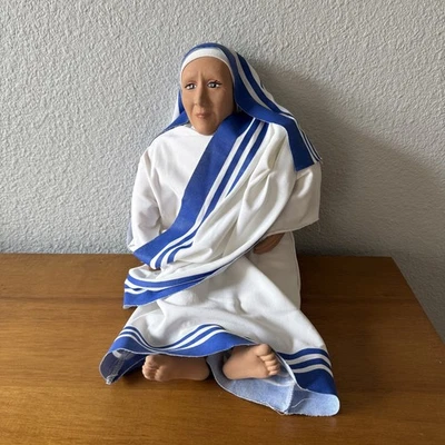 Muñeca Bendiciones Colección Monja Muñeca Misionera de la Caridad Muñeca Monja Católica Foto 1 de 4