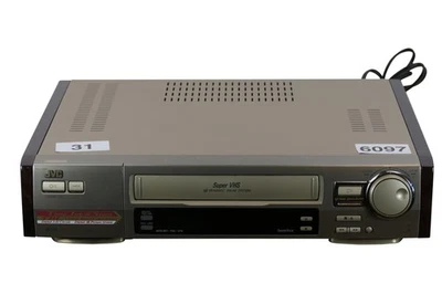 JVC HR-S8500 - Super VHS - VHS videorecorder - Bild 1 von 2