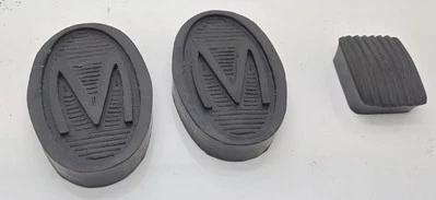 Morris Minor Control Pedal Rubber Set. New Replacement Parts - Image 1 of 2