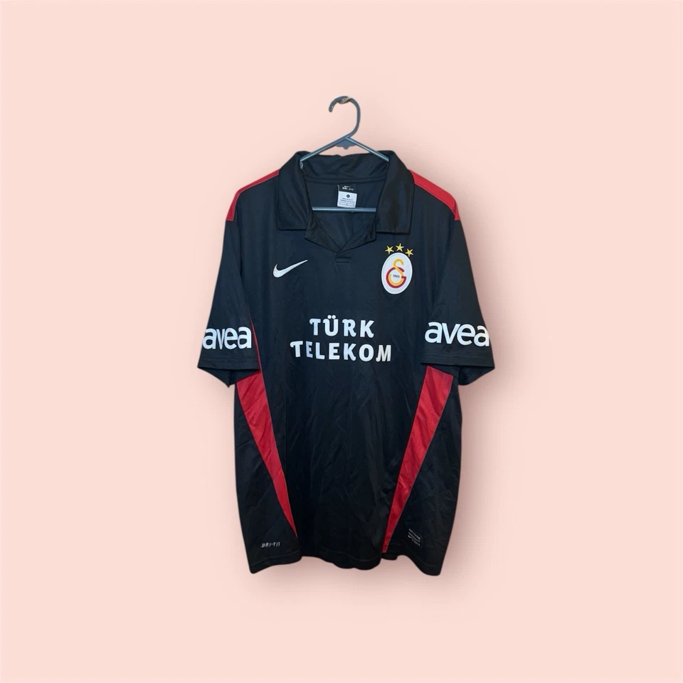 Galatasaray Football Shirt - 2011 / 2012 - Third - Large - Image 1 of 4