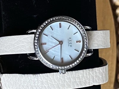 Reloj KEEP Collective Plata Redondo Pave Time Llave SR626SW Dije Foto 1 de 4