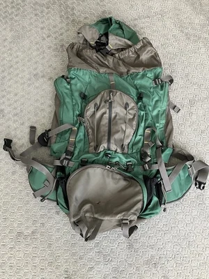 Mountainsmith Circuit 3.0 Large Outdoor Hiking Backpack Green And Gray - Image 1 of 4