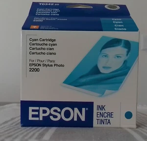 EPSON Cyan Ink Cartridge T0342 20 Stylus Photo 2200 New in Box -expired - Afbeelding 1 van 3