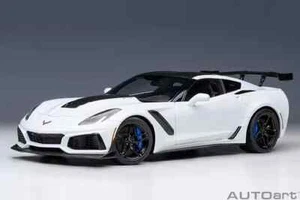 1/18 Chevrolet Corvette C7 ZR1 Arctic White 2019 Modellauto von AUTOart 71270 - Bild 1 von 15
