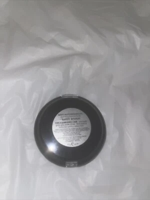 Bronceador iluminador Mary-Kate and Ashley bronce iluminado por el sol  Foto 1 de 4