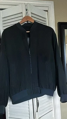 Chaqueta de bombardero Bugatchi Uomo 100 % seda negra mediana se envía hoy Foto 1 de 4