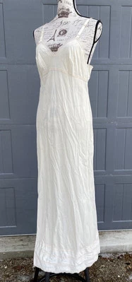 Vestido sin Mangas Vintage Marfil Blanco Crema Años 70 Merville Talla 38 o Mediana Foto 1 de 4