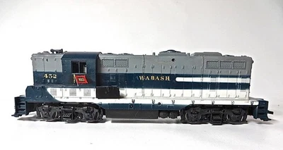HO Athearn Pro-Custom Wabash GP9 Powered Diesel Beautiful But Needs Rails - Image 1 of 4