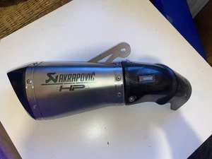 BMW S1000RR Akrapovic Titanium End Can And Carbon Fibre Akrapovic Heat Shield - Imagen 1 de 4
