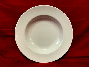 Tognana Porcellane Solid All White Large Rimmed Pasta Bowl (s) 10 3/4" Italy - Picture 1 of 2
