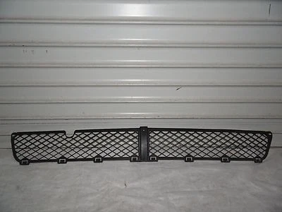 REJILLA DE PARACHOQUES INFERIOR DELANTERA CHRYSLER PT CRUISER 2006-2010 OEM 05152033AA  Foto 1 de 4